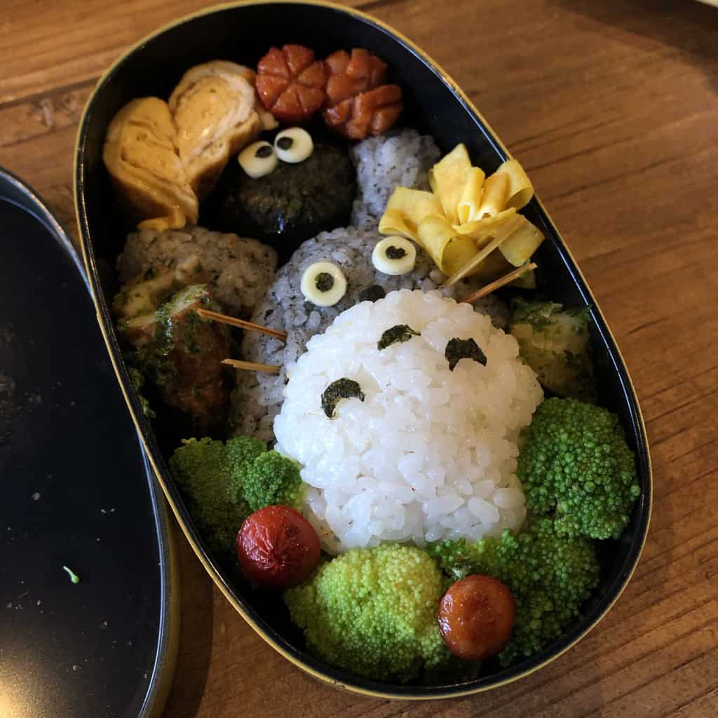 Easy Totoro Charaben (Kids Bento) Recipe by cookpad.japan - Cookpad